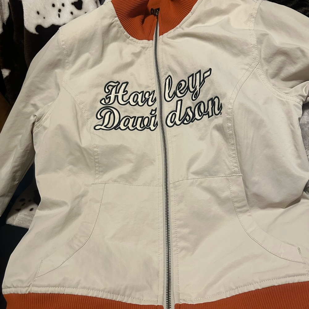 Women’s Medium 09’Harley-Davidson Embroidered Bomber Jacket:Cream w Orange Trim
